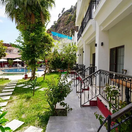 Lagoonia Sun Ξενοδοχείο 3*